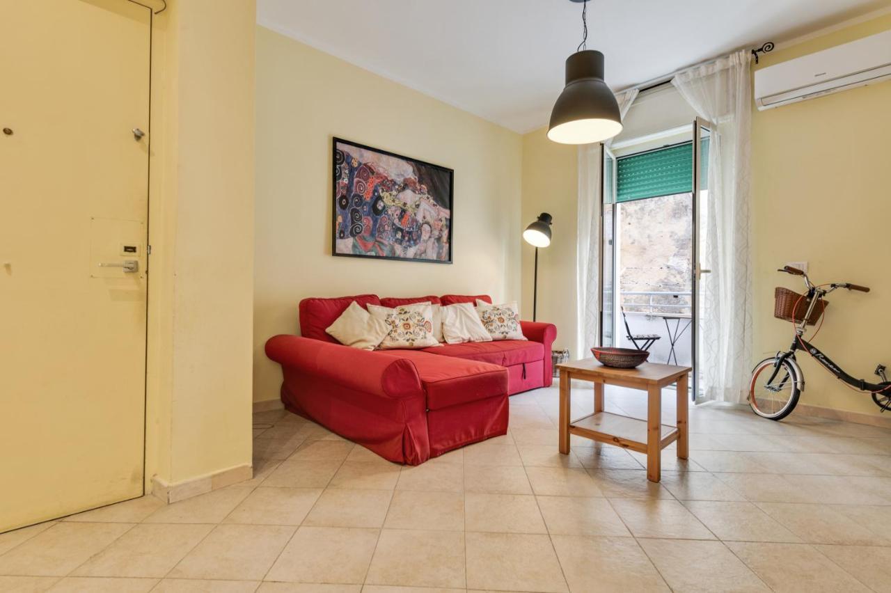 Casa Desiderio Apartment เนเปิลส์ ภายนอก รูปภาพ