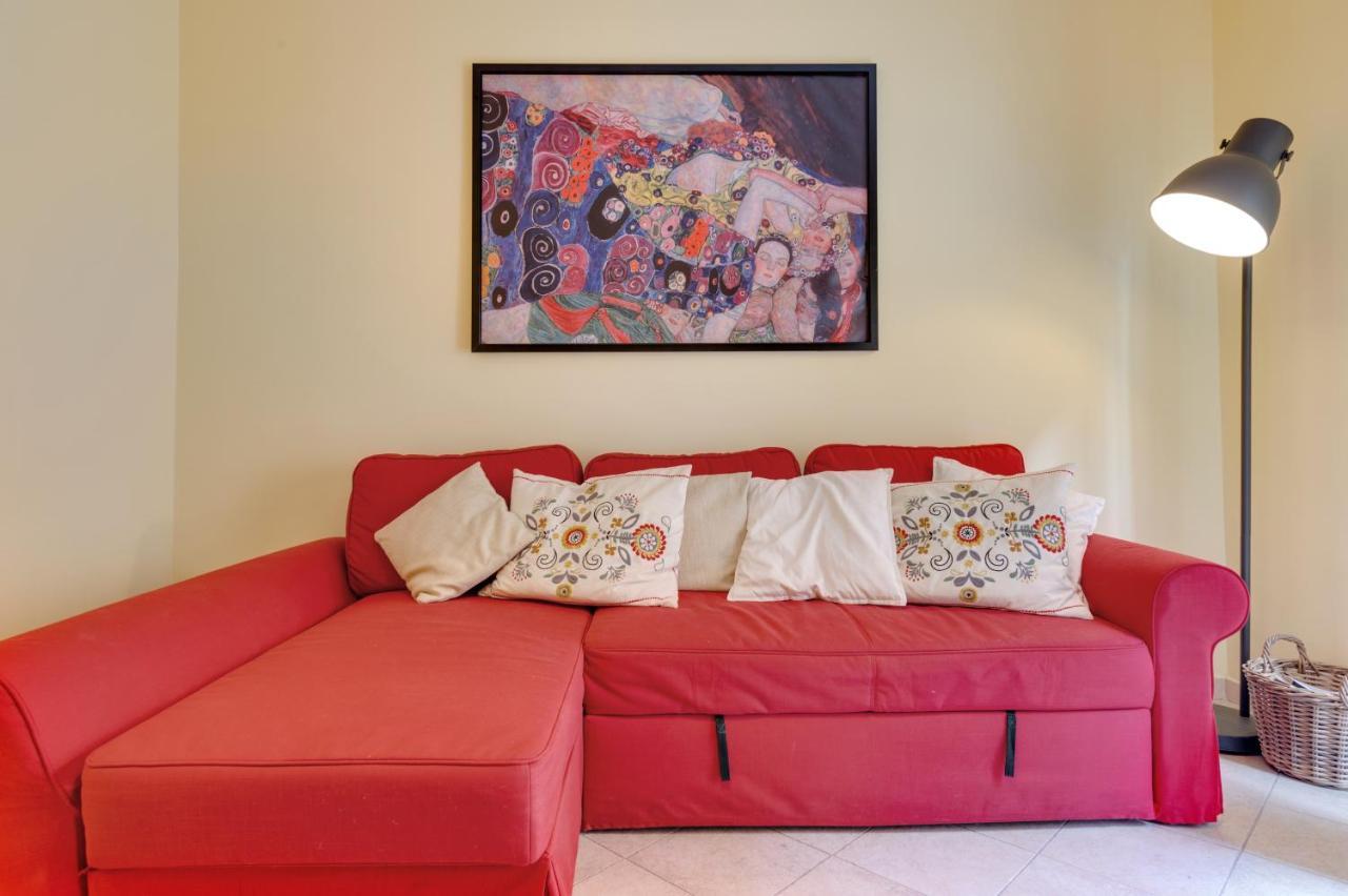 Casa Desiderio Apartment เนเปิลส์ ภายนอก รูปภาพ