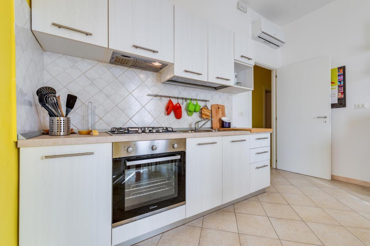 Casa Desiderio Apartment เนเปิลส์ ภายนอก รูปภาพ